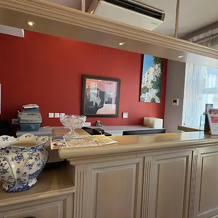 Hotel Cit'hotel Beausoleil 3*
